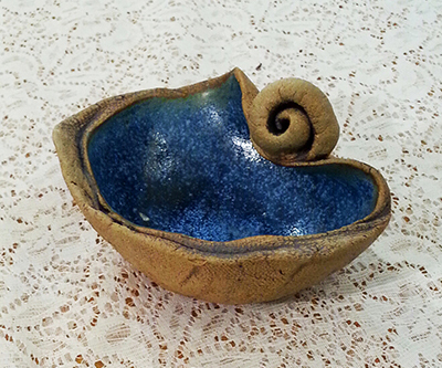 sea bowl with snail.jpg